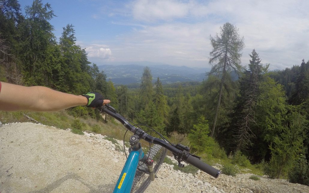 Downhill mountain biking Petzen Austria