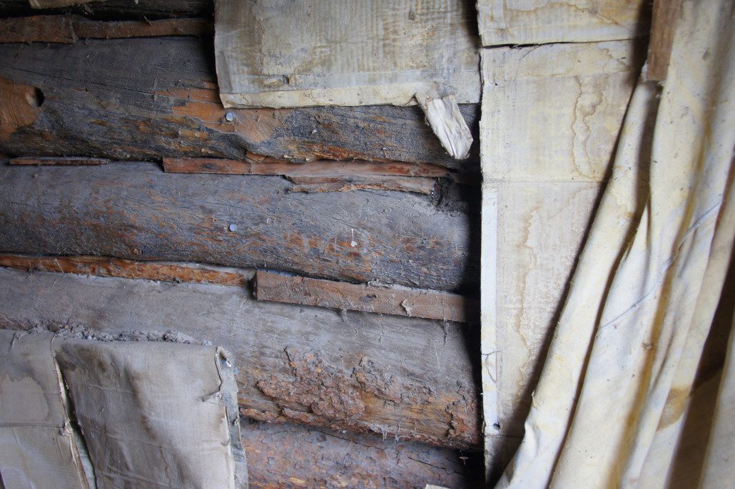 When linen tacked to your cabin wall serves as wallpaper, you know things are rustic.