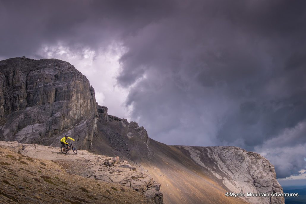 black-rock-mountain-biking-cliff-edge